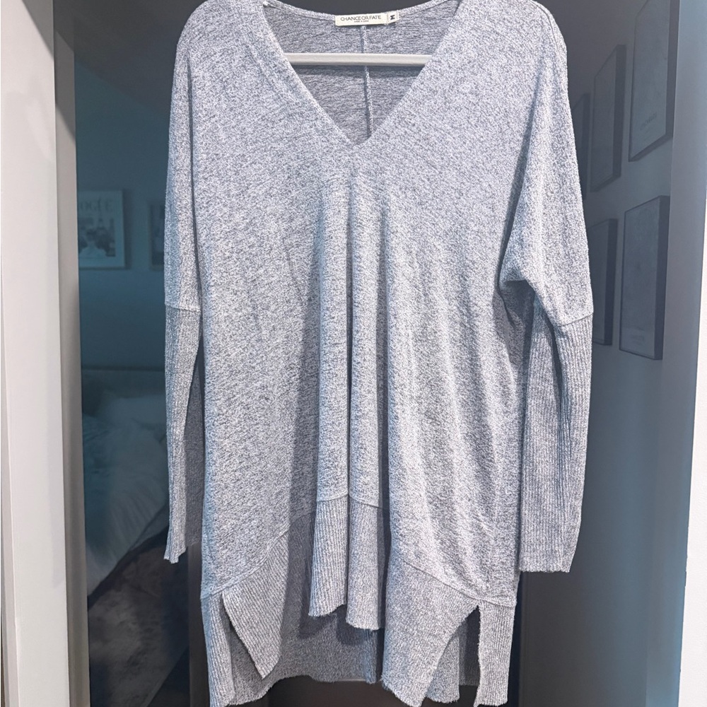 Soprano Light Gray V-Neck Tunic